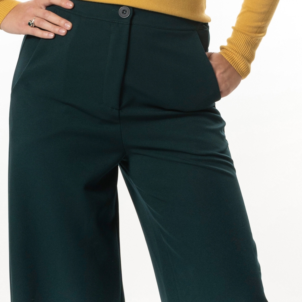 Pantaloni verzi largi